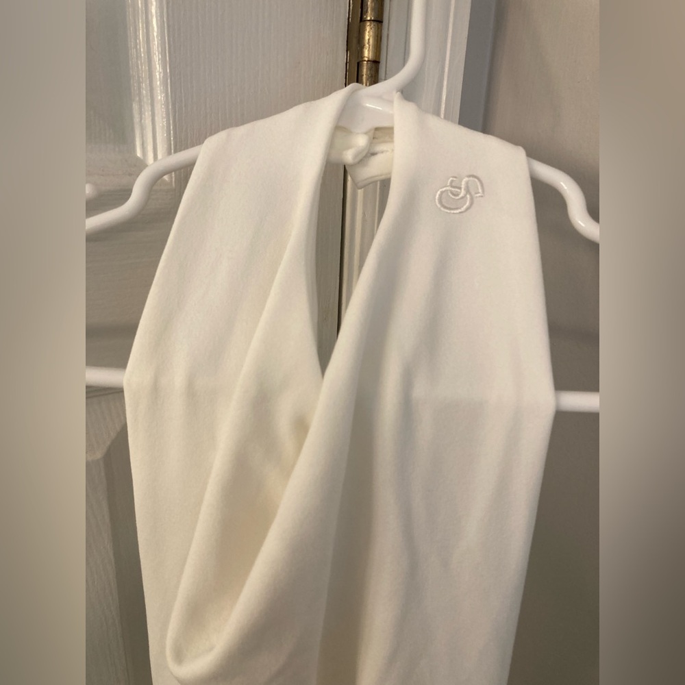 Oldsport NWT The Backless gown in Vintage white size small maxi body-con halter - Picture 7 of 13
